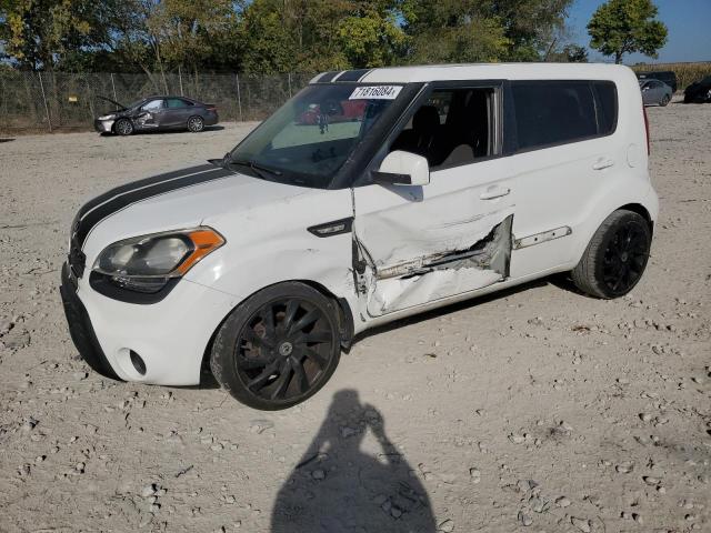 KIA SOUL 2013 with VIN KNDJT2A53D7767887 - Photo from auction