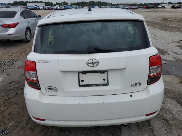 Photo 6 from auction – 2010 TOYOTA SCION XD with VIN JTKKU4B4XAJ054172