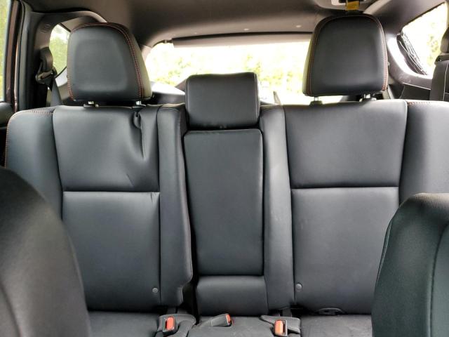 Photo 10 from auction – 2018 TOYOTA RAV4 SE with VIN 2T3JFREV0JW767887