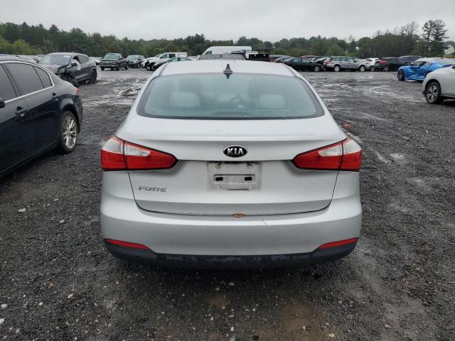 Zdjęcie 6 z aukcji – 2016 KIA FORTE LX z VIN KNAFX4A67G5446561