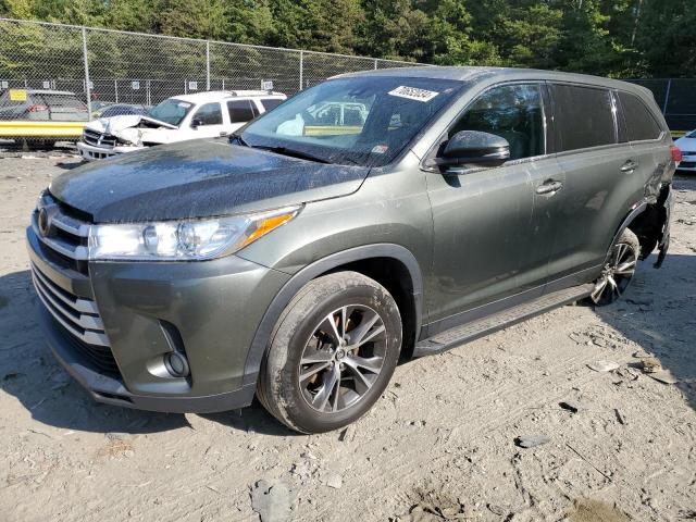 TOYOTA HIGHLANDER 2019 with VIN 5TDBZRFH6KS957751 - Photo from auction