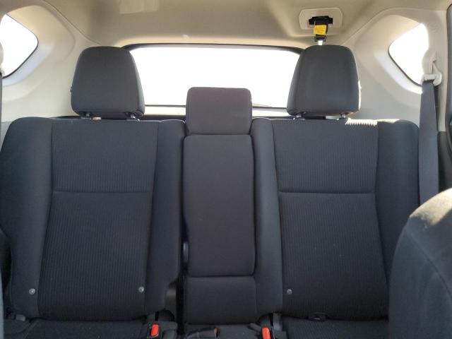 Photo 10 from auction – 2017 TOYOTA RAV4 LE with VIN 2T3BFREV3HW590430
