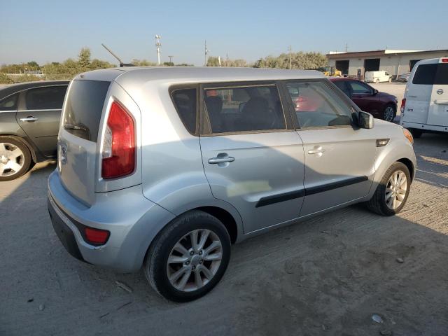 Photo 3 from auction – 2012 KIA SOUL with VIN KNDJT2A58C7368200