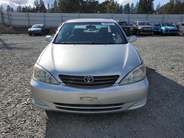 Photo 5 from auction – 2004 TOYOTA CAMRY LE with VIN 4T1BE32KX4U895579