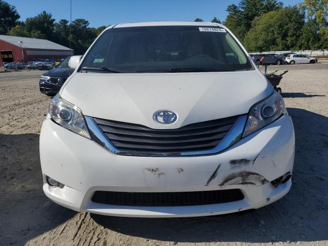 Photo 5 from auction – 2012 TOYOTA SIENNA XLE with VIN 5TDYK3DC9CS273488