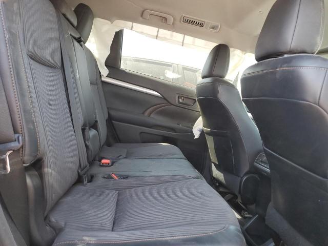 Zdjęcie 11 z aukcji – 2014 TOYOTA HIGHLANDER z VIN 5TDZKRFH9ES025292