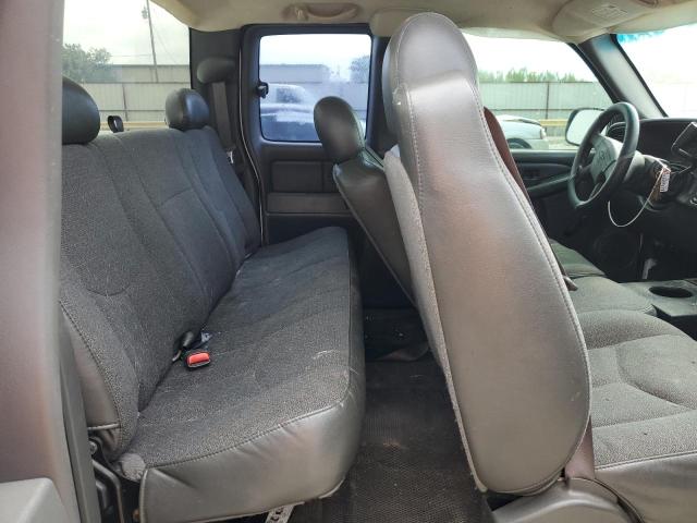 Photo 10 from auction – 2005 CHEVROLET SILVERADO with VIN 1GCEC19ZX5Z295891
