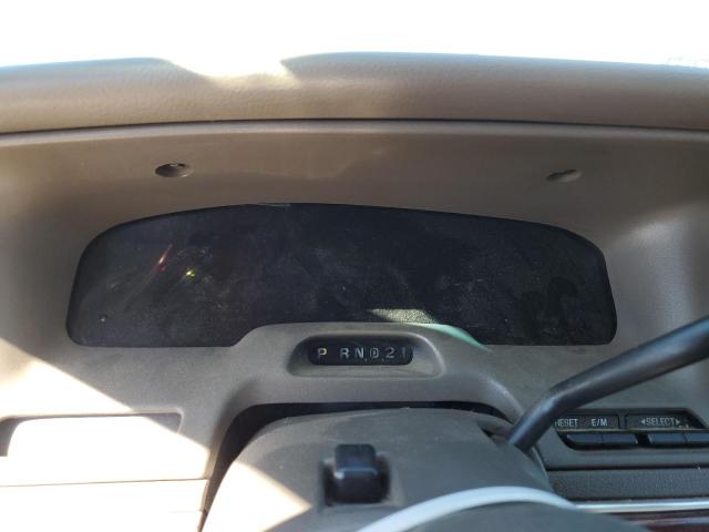 Photo 9 from auction – 2002 MERCURY GRAND MARQ with VIN 2MEFM75W42X634743