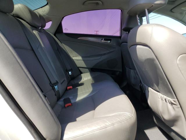 Photo 10 from auction – 2013 HYUNDAI SONATA HYB with VIN KMHEC4A48DA069326