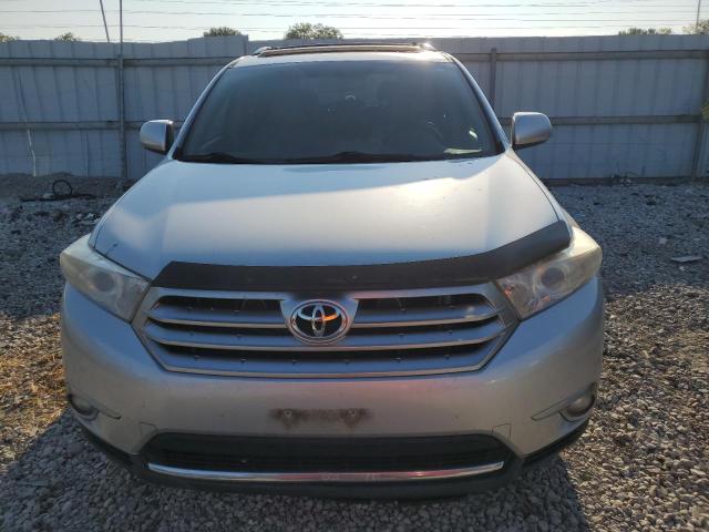 Photo 5 from auction – 2012 TOYOTA HIGHLANDER with VIN 5TDZA3EH7CS019442