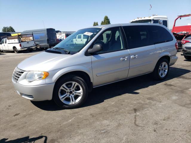 CHRYSLER TOWN & COU 2007 with VIN 2A4GP44R17R245782 - Photo from auction