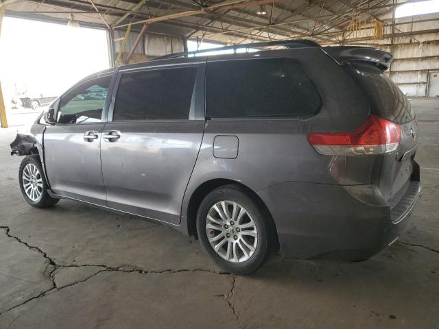 Photo 2 from auction – 2011 TOYOTA SIENNA XLE with VIN 5TDYK3DC9BS013364