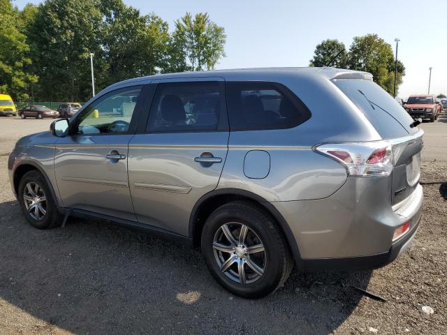 Photo 2 from auction – 2015 MITSUBISHI OUTLANDER with VIN JA4AD2A32FZ013389