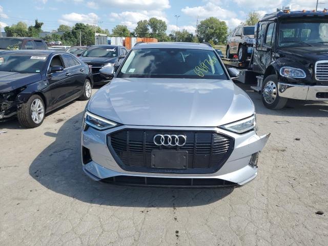 Photo 5 from auction – 2022 AUDI E-TRON PRE with VIN WA1AAAGE9NB046702