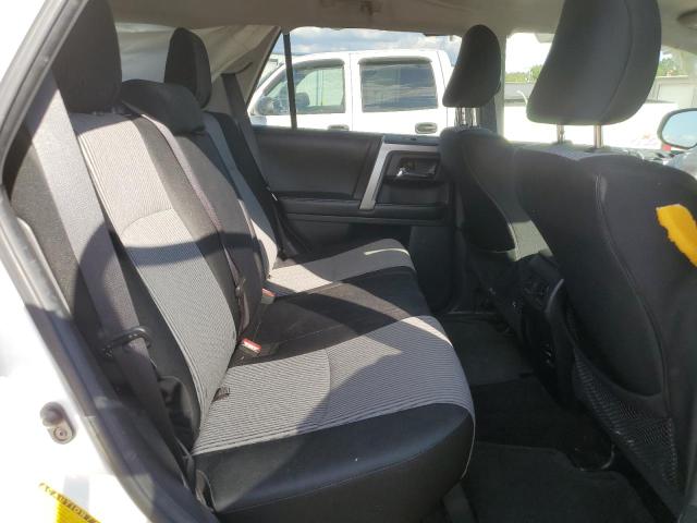 Photo 11 from auction – 2016 TOYOTA 4RUNNER SR with VIN JTEBU5JR9G5373599