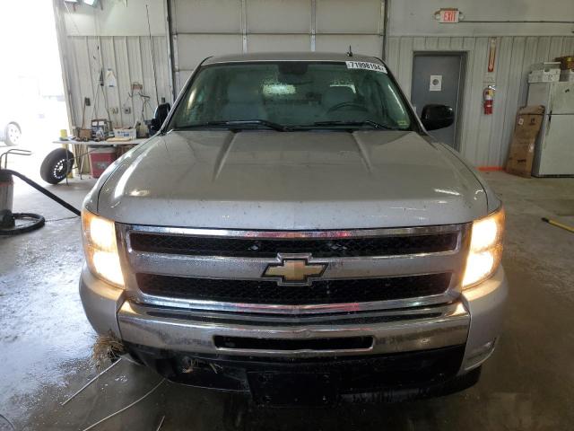 Photo 5 from auction – 2011 CHEVROLET SILVERADO with VIN 1GCRCSE01BZ381598