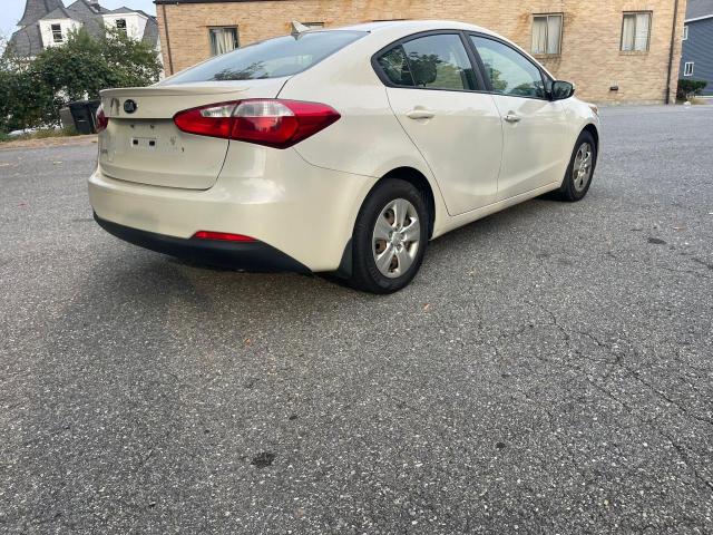 Photo 4 from auction – 2015 KIA FORTE LX with VIN KNAFK4A65F5258263