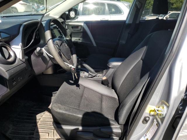 Photo 7 from auction – 2017 TOYOTA RAV4 LE with VIN 2T3BFREV6HW543571