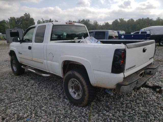 Photo 2 from auction – 2004 CHEVROLET SILVERADO with VIN 1GCHC29114E130167