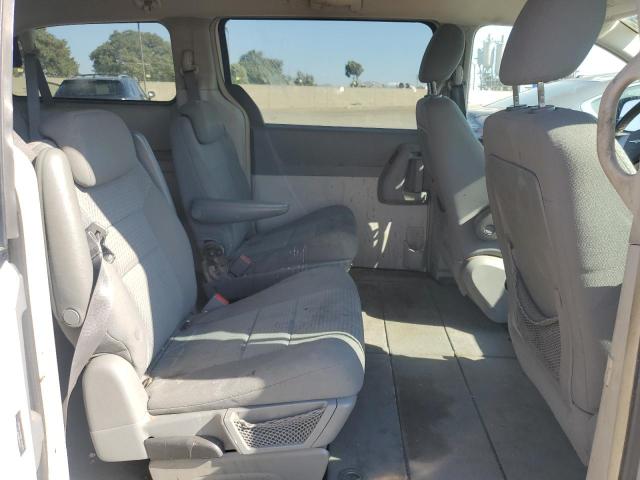 Photo 11 from auction – 2010 CHRYSLER TOWN & COU with VIN 2A4RR5D19AR214290