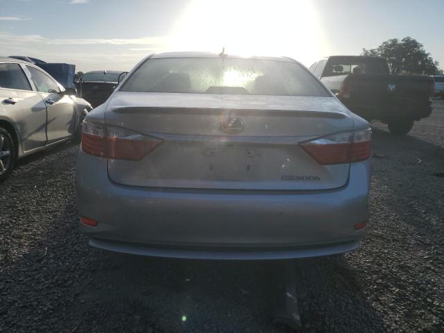 Foto 6 de la subasta – 2013 LEXUS ES 300H con VIN JTHBW1GG0D2002453