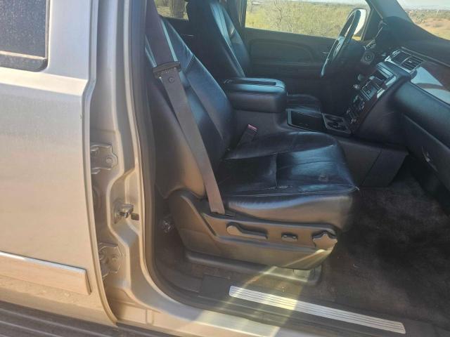 Photo 5 from auction – 2009 CHEVROLET SUBURBAN C with VIN 1GNFC26J89R148992