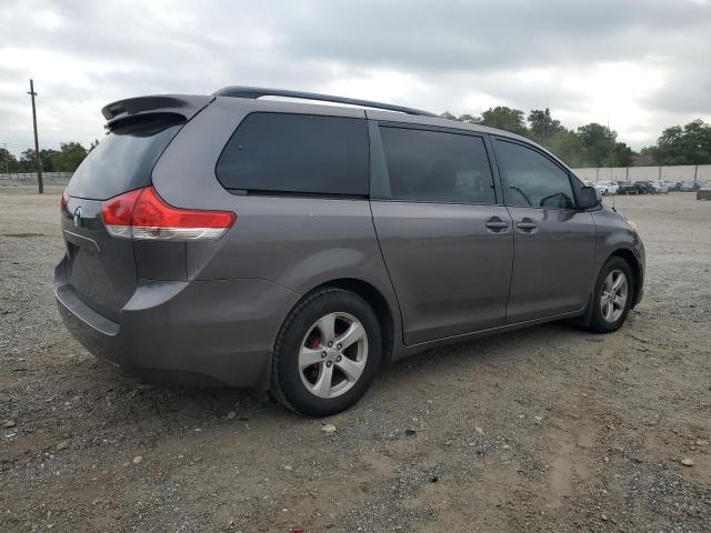 Photo 3 from auction – 2011 TOYOTA SIENNA LE with VIN 5TDKK3DC1BS075668