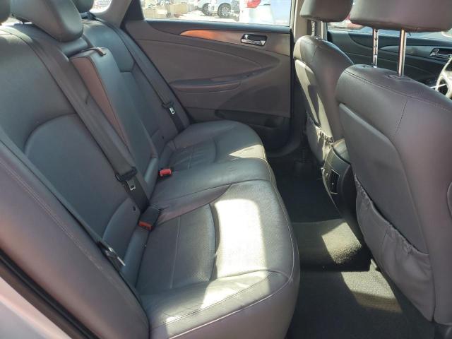 Photo 10 from auction – 2012 HYUNDAI SONATA HYB with VIN KMHEC4A41CA055184