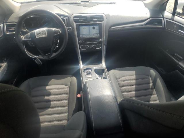 Photo 8 from auction – 2017 FORD FUSION SE with VIN 3FA6P0HD4HR332294