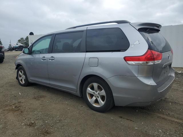 Photo 2 from auction – 2012 TOYOTA SIENNA LE with VIN 5TDKK3DC6CS239434