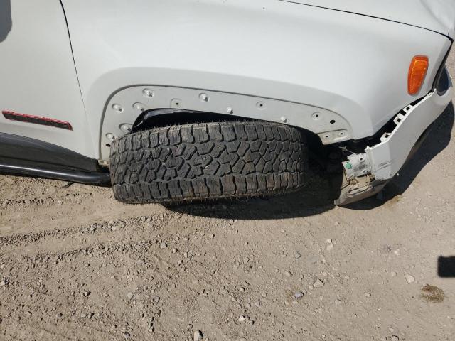 Photo 12 from auction – 2015 JEEP RENEGADE T with VIN ZACCJBCT9FPB90878