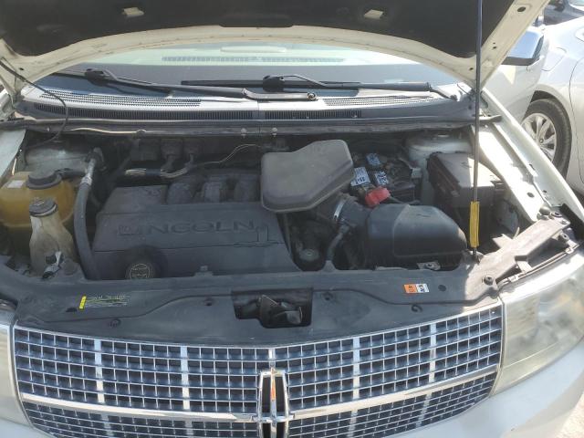 Photo 11 from auction – 2007 LINCOLN MKT with VIN 2LMDU68C27BJ26781