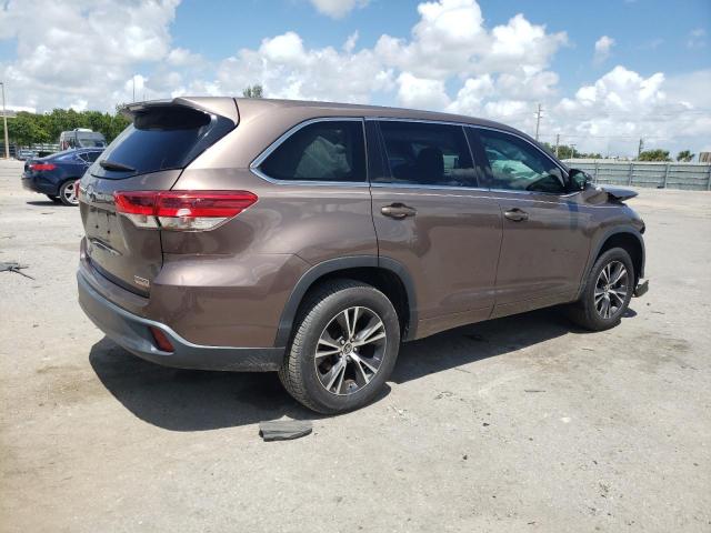 Photo 3 from auction – 2018 TOYOTA HIGHLANDER with VIN 5TDZARFH0JS041541