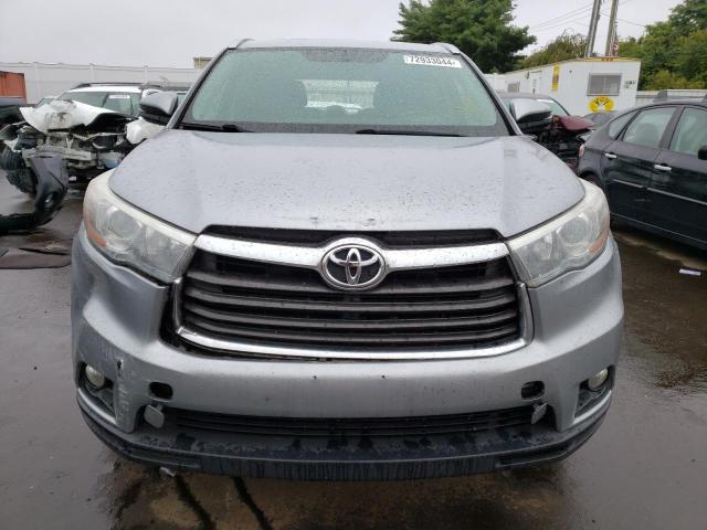 Foto 5 de la subasta – 2015 TOYOTA HIGHLANDER con VIN 5TDJKRFH0FS153547