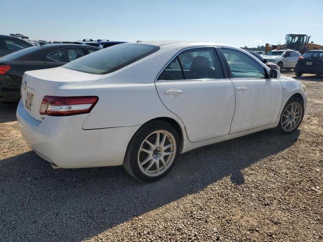 Photo 3 from auction – 2011 TOYOTA CAMRY BASE with VIN 4T1BF3EK7BU631256