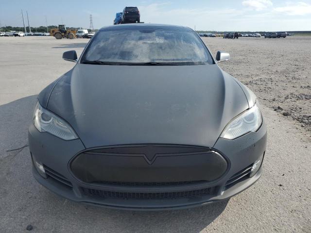 Photo 5 from auction – 2014 TESLA MODEL S with VIN 5YJSA1H10EFP33862