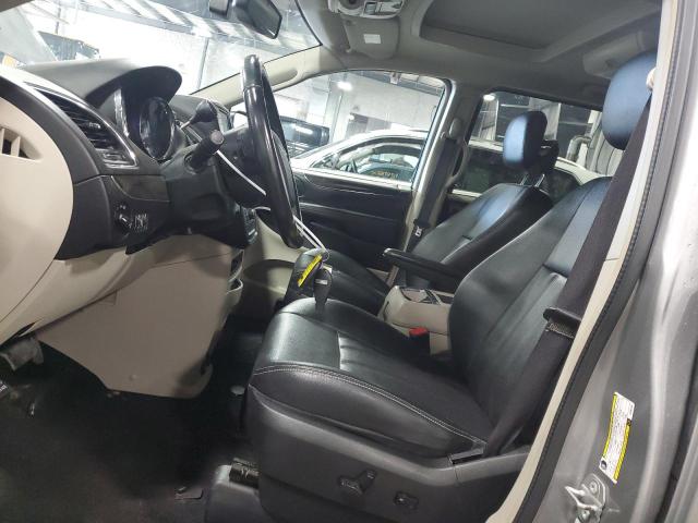 Photo 7 from auction – 2016 CHRYSLER TOWN & COU with VIN 2C4RC1CG9GR304036