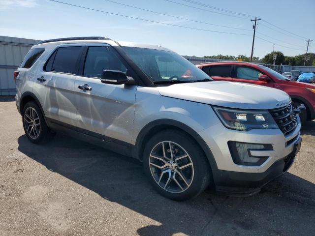 Photo 4 from auction – 2016 FORD EXPLORER S with VIN 1FM5K8GT6GGD12903