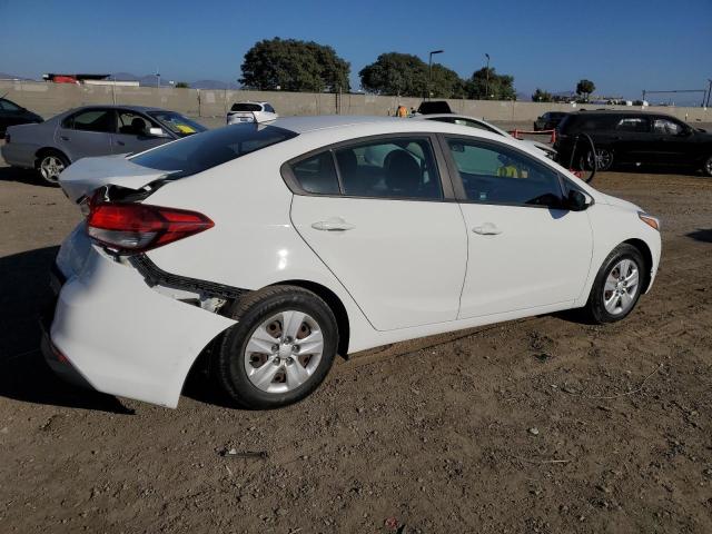 Photo 3 from auction – 2018 KIA FORTE LX with VIN 3KPFK4A71JE180167