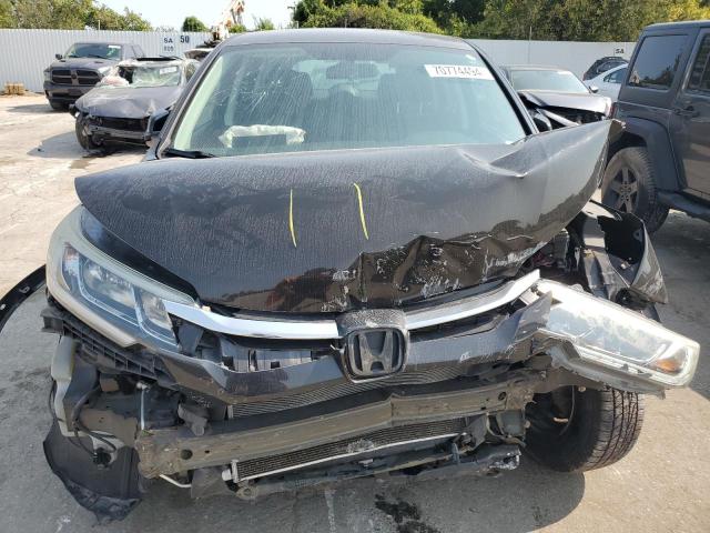 Photo 5 from auction – 2015 HONDA CR-V LX with VIN 5J6RM4H33FL110057