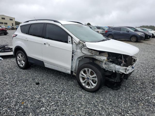 Photo 4 from auction – 2017 FORD ESCAPE SE with VIN 1FMCU0GDXHUC12589