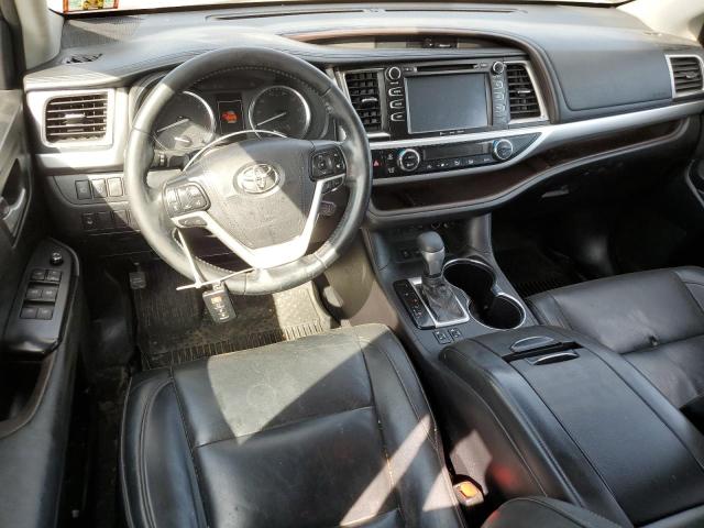 Photo 8 from auction – 2018 TOYOTA HIGHLANDER with VIN 5TDJZRFH2JS554909