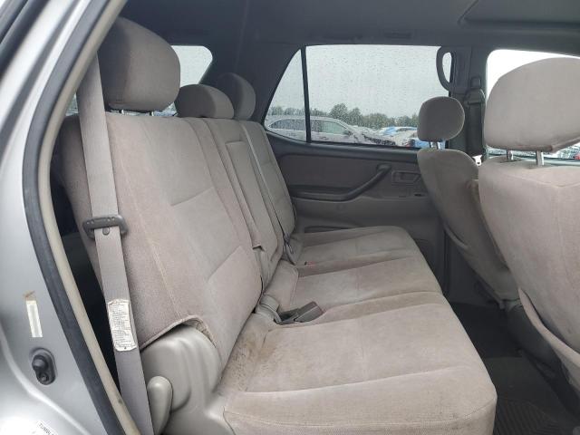 Photo 11 from auction – 2004 TOYOTA SEQUOIA SR with VIN 5TDBT44A44S208864