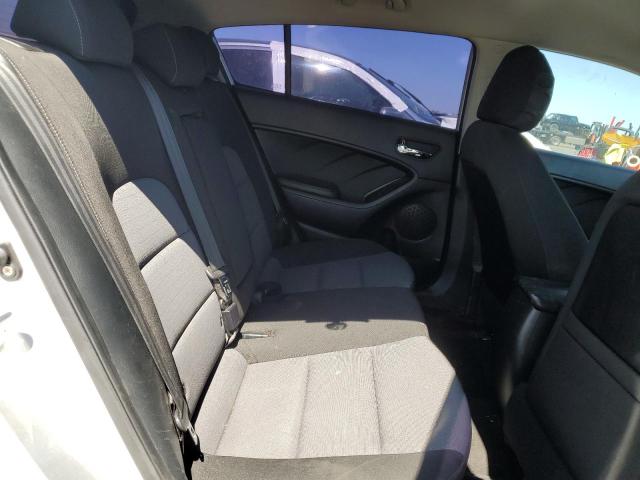 Photo 10 from auction – 2016 KIA FORTE LX with VIN KNAFK5A8XG5598548