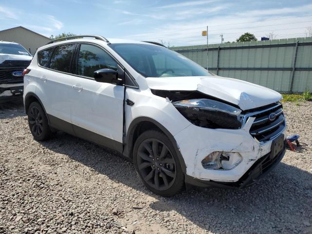 Photo 4 from auction – 2019 FORD ESCAPE SE with VIN 1FMCU9GD0KUA73469