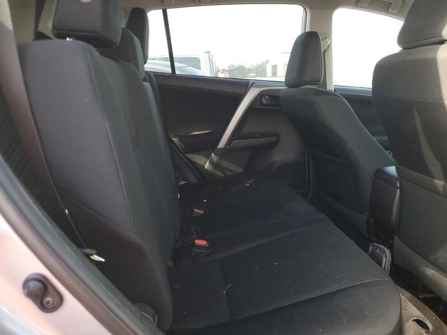 Photo 11 from auction – 2018 TOYOTA RAV4 LE with VIN 2T3ZFREV3JW420766