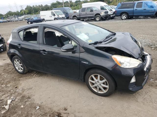 Photo 4 from auction – 2013 TOYOTA PRIUS C with VIN JTDKDTB30D1058471