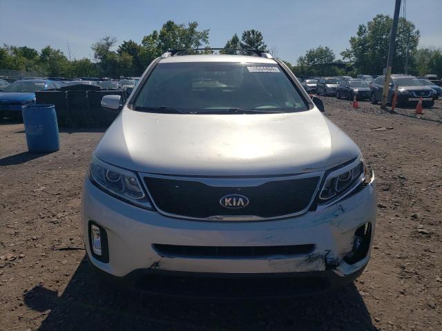 Photo 5 from auction – 2015 KIA SORENTO LX with VIN 5XYKTDA63FG555442