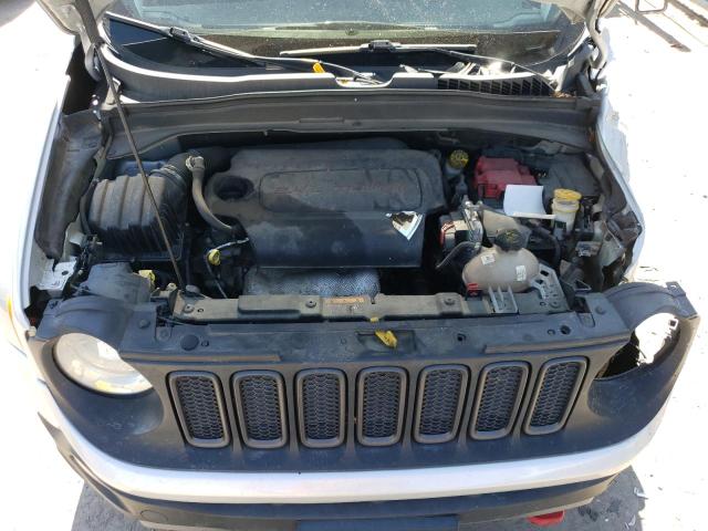 Photo 12 from auction – 2018 JEEP RENEGADE T with VIN ZACCJBCB2JPH68092