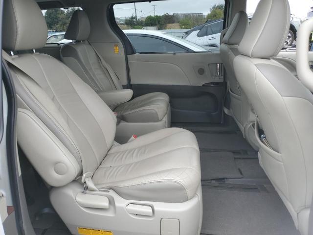 Photo 11 from auction – 2014 TOYOTA SIENNA XLE with VIN 5TDDK3DCXES084446